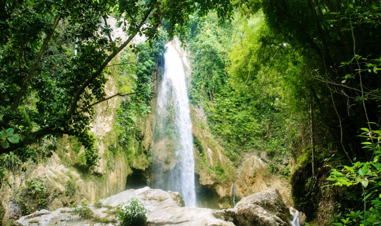 The mighty Inambakan Falls will make you splash
