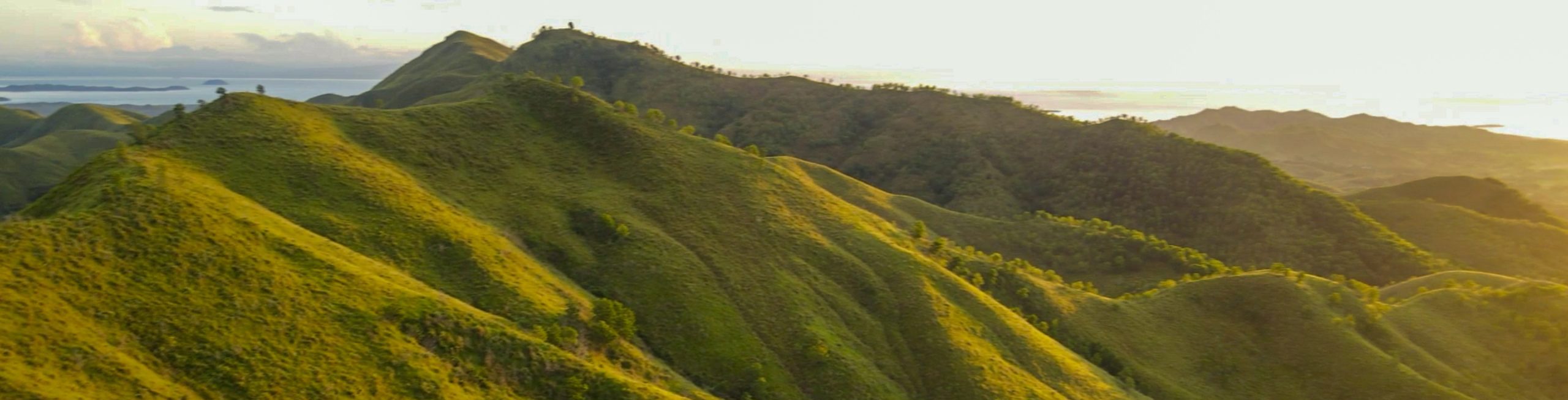 BINABAJE HILLS: A RESPLENDENT, BEAUTIFUL ROLLING HILLS OF ALICIA, BOHOL